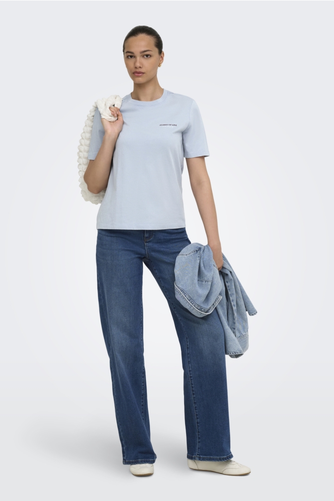 Only blauwe dames t-shirt | Model