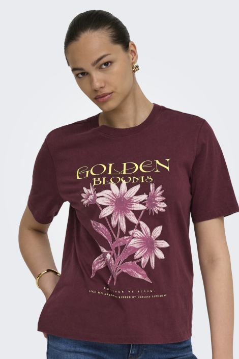 Only bordeaux dames t-shirt | Model vooraanzicht