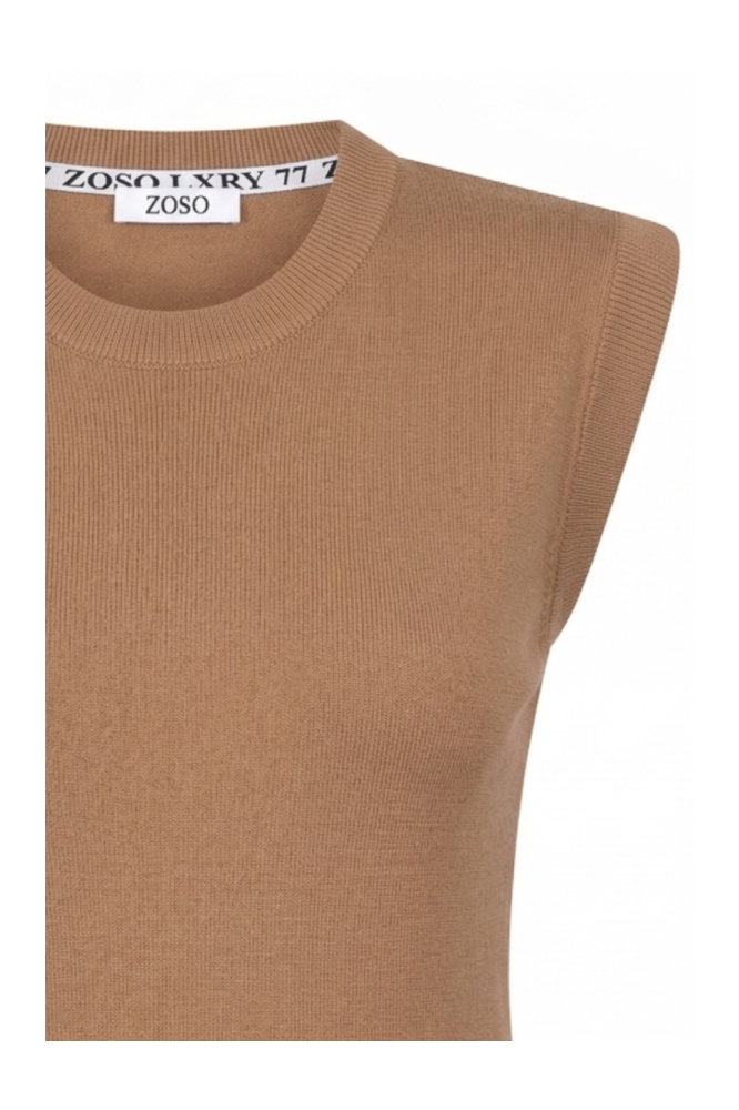 Zoso camel dames top | Close up