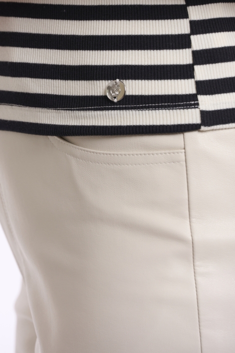 Rino & Pelle witte dames top | Close up