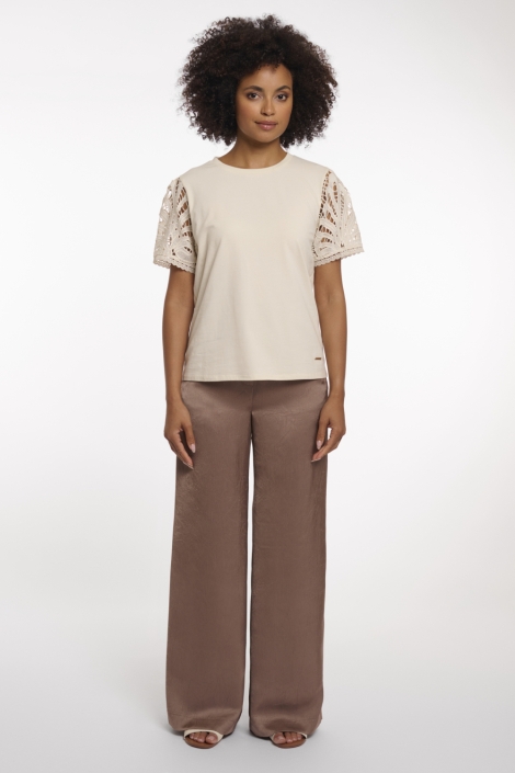 Rino & Pelle beige dames t-shirt | Model