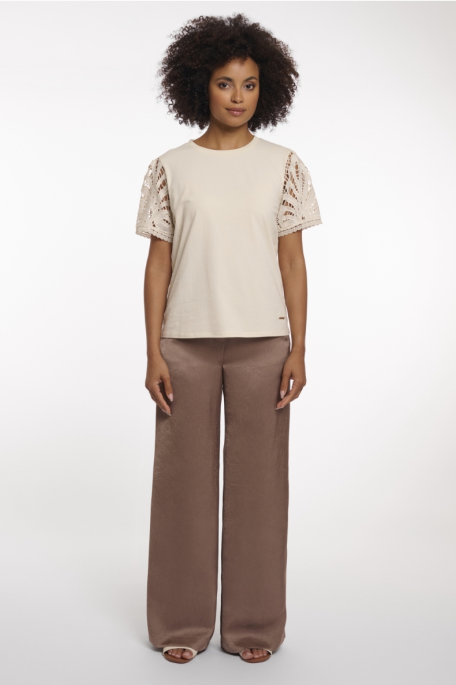 Rino & Pelle beige dames t-shirt | Model