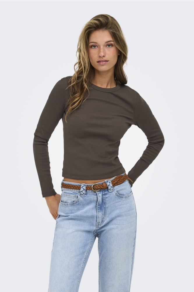 Only bruine dames t-shirt | Model vooraanzicht