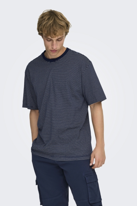 Only & Sons blauwe heren t-shirt | Model vooraanzicht