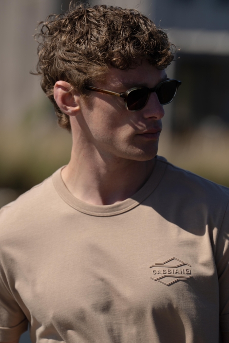 Gabbiano camel heren t-shirt | Sfeerbeeld, In situatie