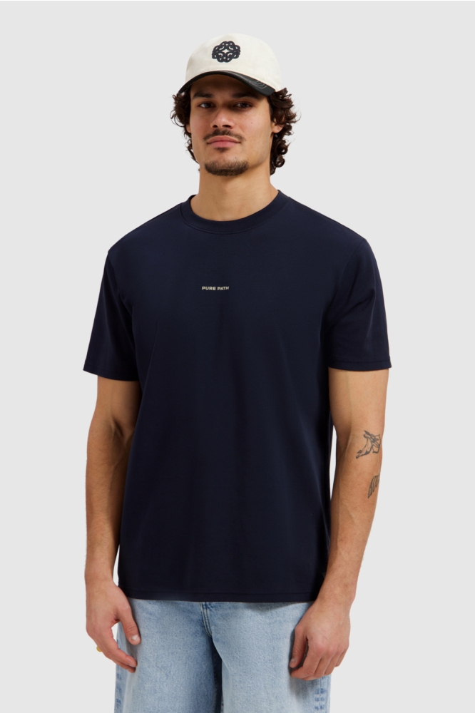 Pure Path blauwe heren t-shirt | Model vooraanzicht