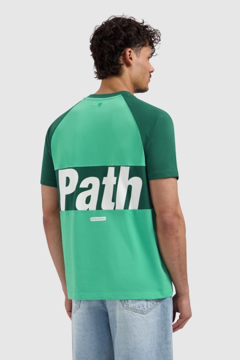 Pure Path groene heren t-shirt | Model achteraanzicht