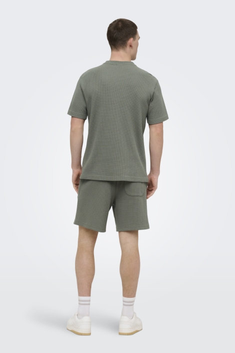 Only & Sons groene heren t-shirt | Model
