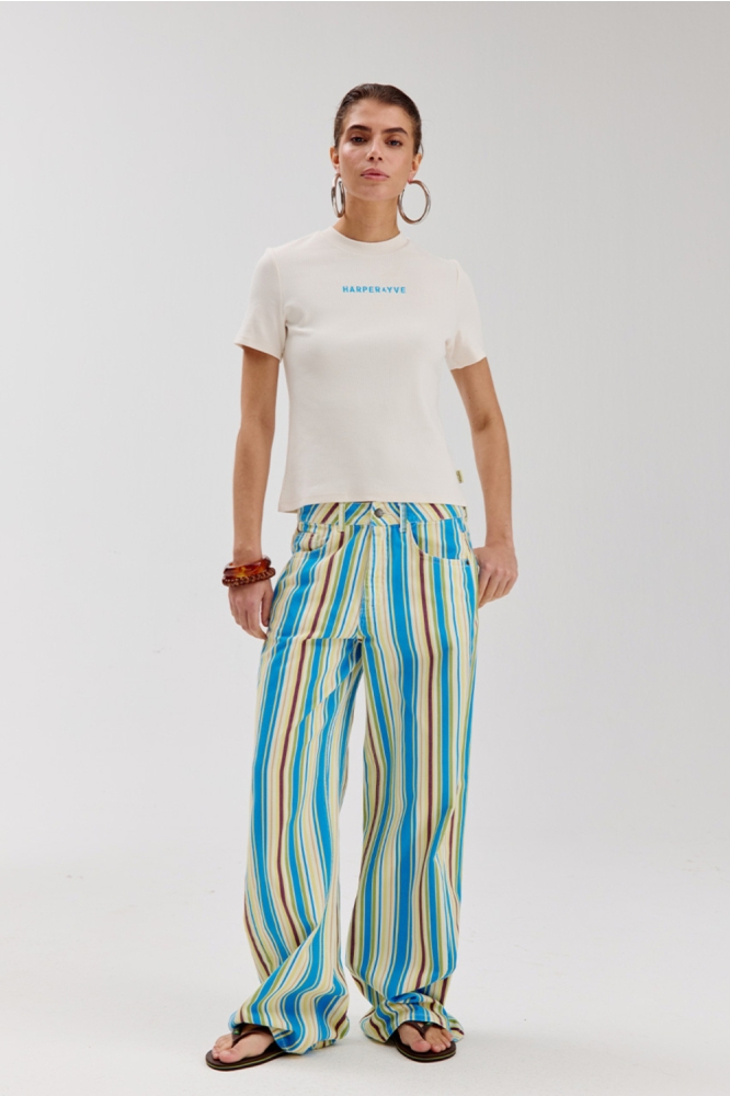 Harper & Yve ecru dames t-shirt | Model
