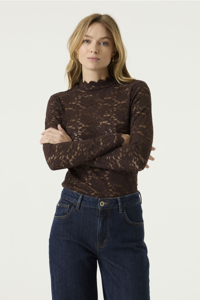 Garcia bruine dames t-shirt | Model vooraanzicht