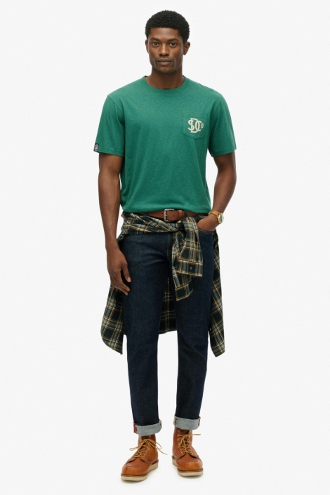 Superdry groene heren t-shirt | Model