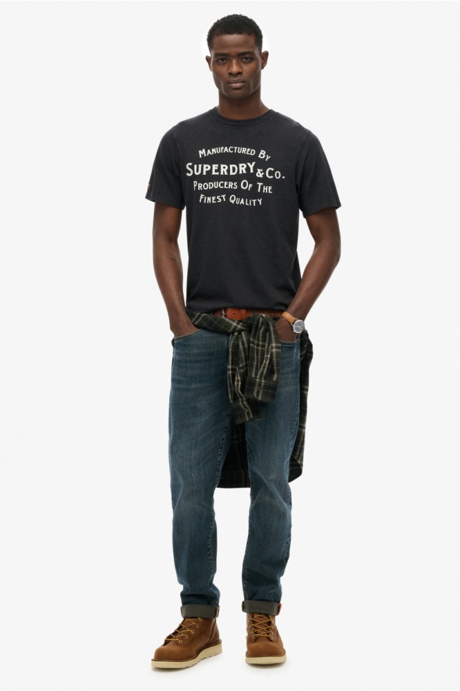 Superdry zwarte heren t-shirt | Model