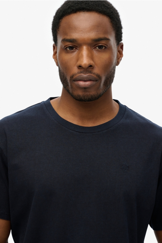 Superdry blauwe heren t-shirt | Close up