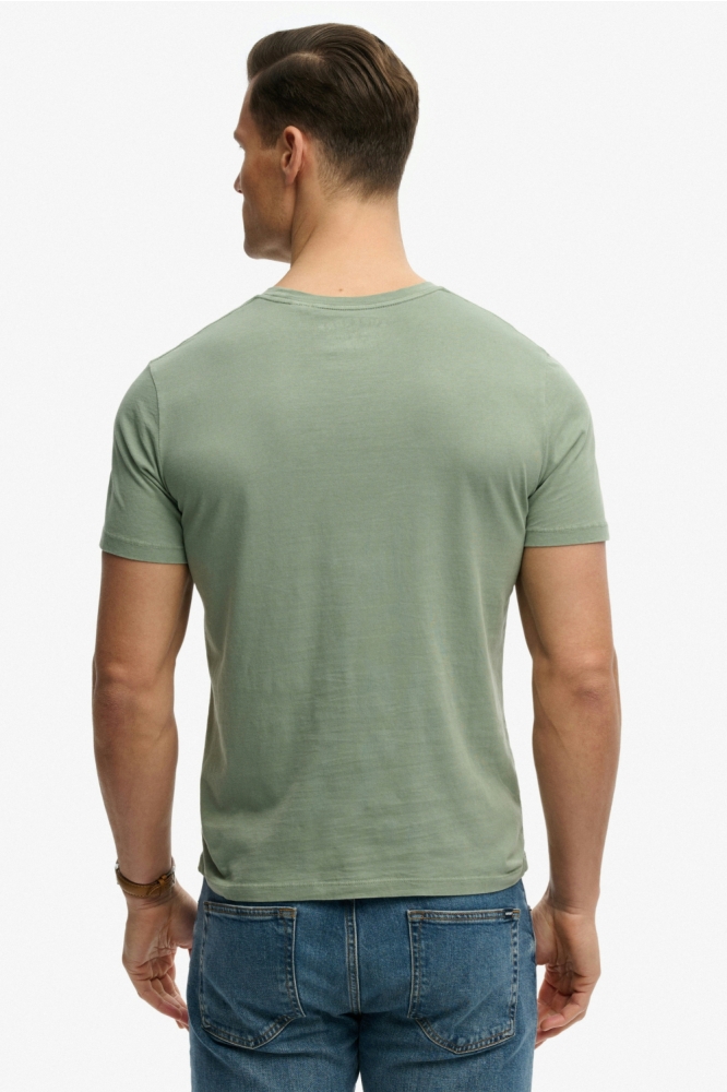 Superdry groene heren t-shirt | Model vooraanzicht