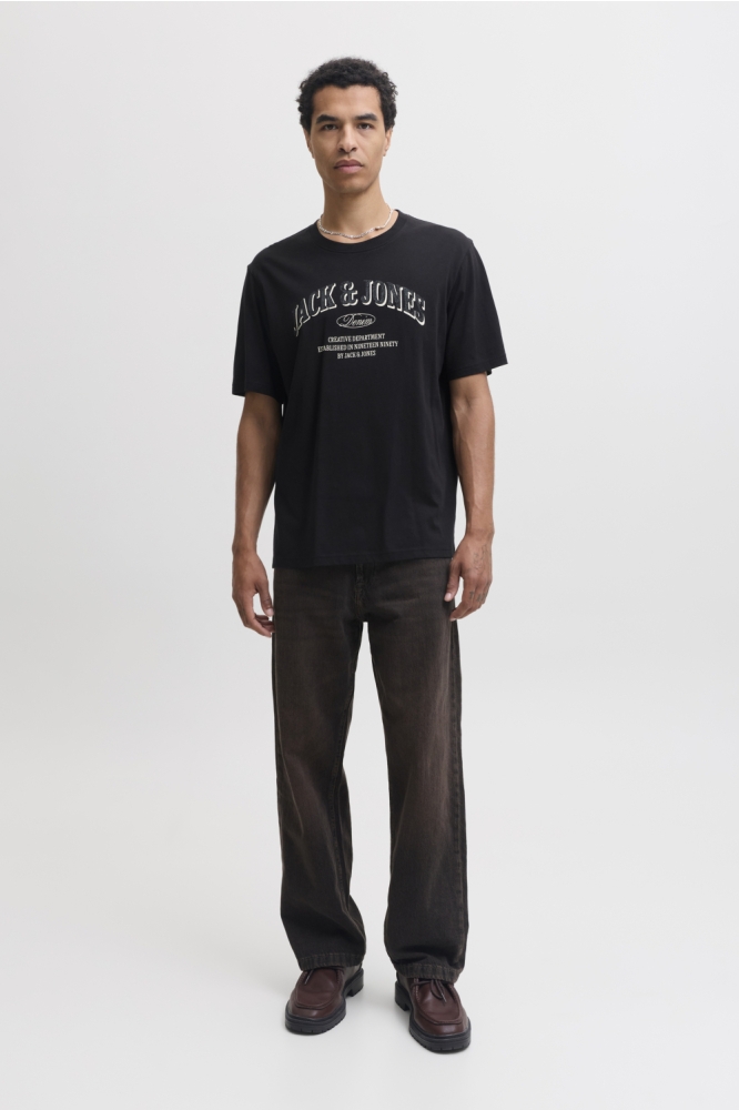 Jack & Jones zwarte heren t-shirt | Model