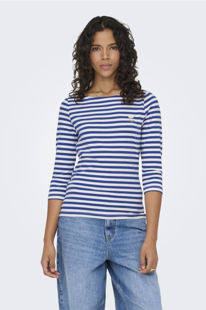 Only witte dames t-shirt | Model vooraanzicht