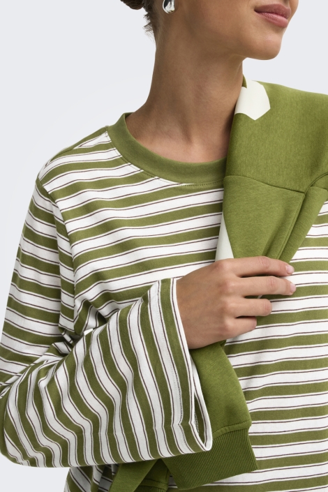 Only groene dames t-shirt | Close up