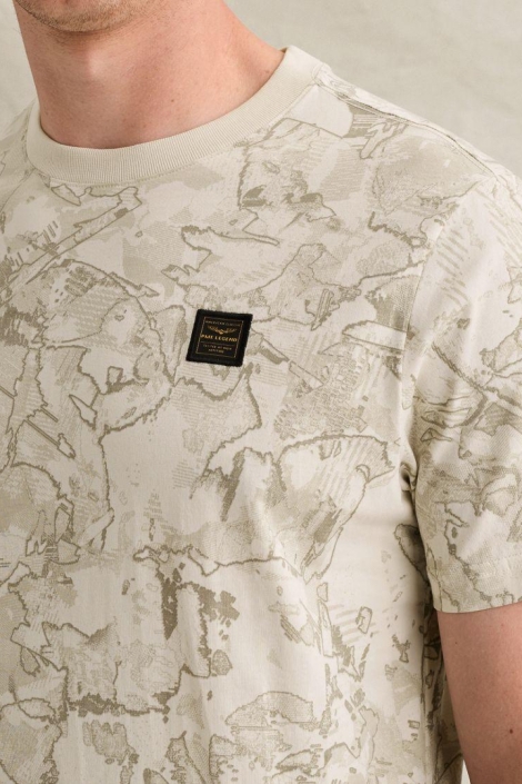 PME legend beige heren t-shirt | Close up