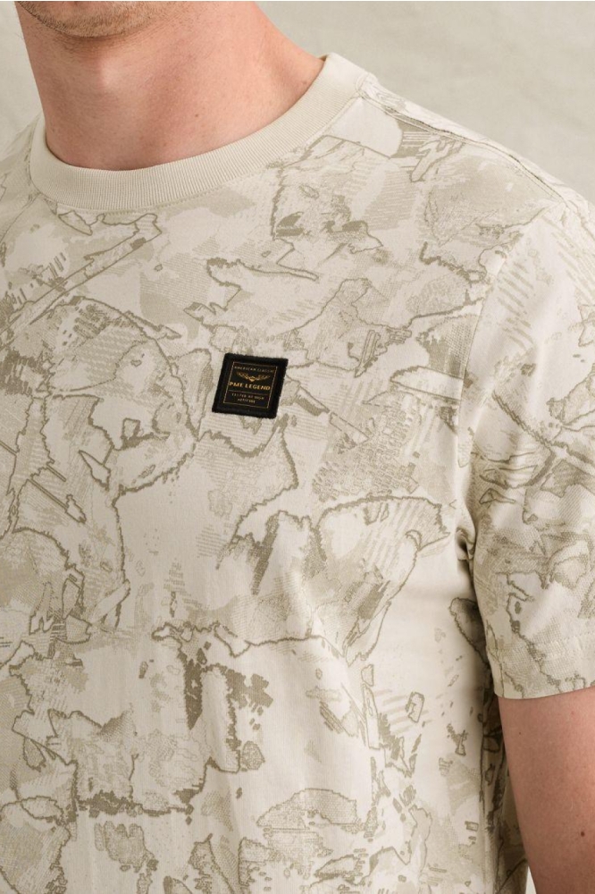 PME legend beige heren t-shirt | Close up