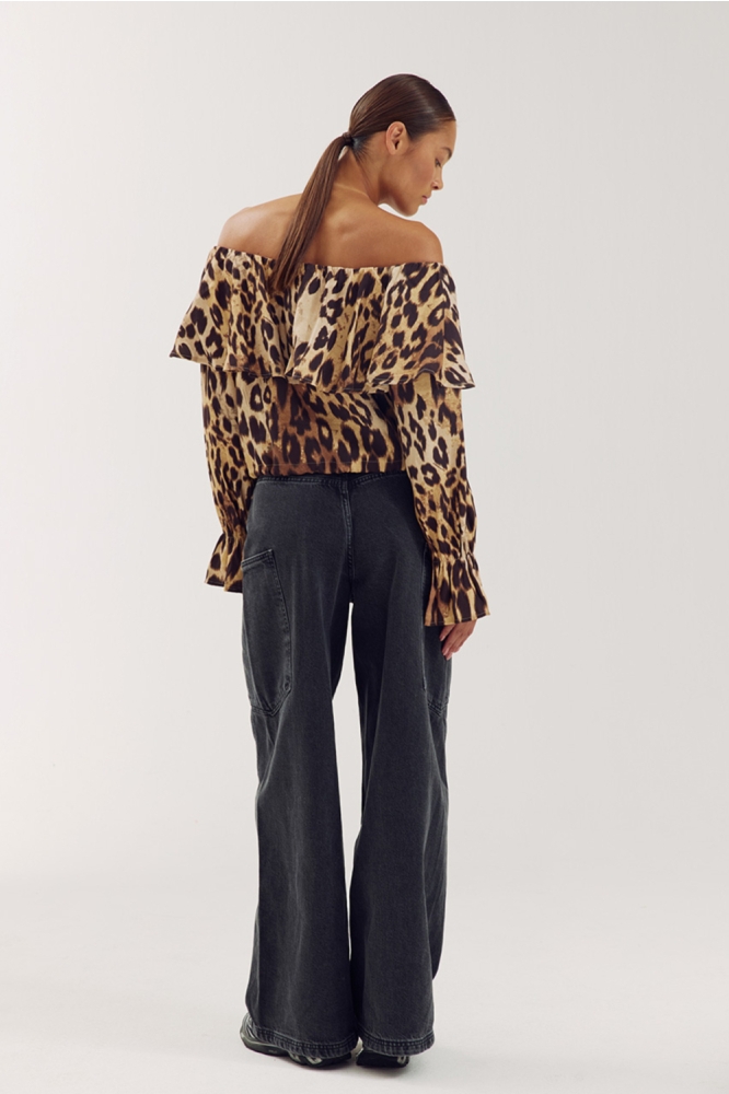 Harper & Yve camel dames t-shirt | Model