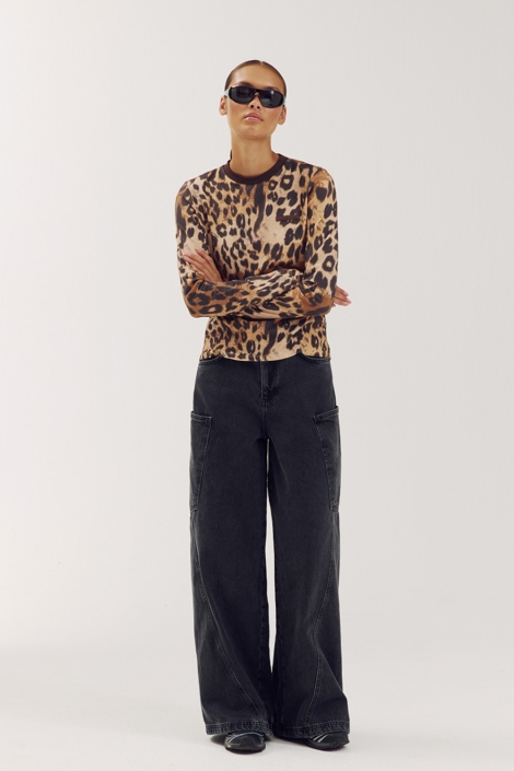Harper & Yve camel dames t-shirt | Model