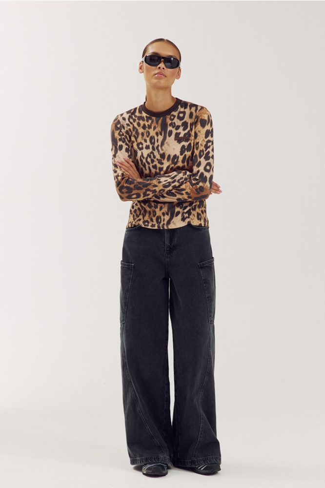Harper & Yve camel dames t-shirt | Model
