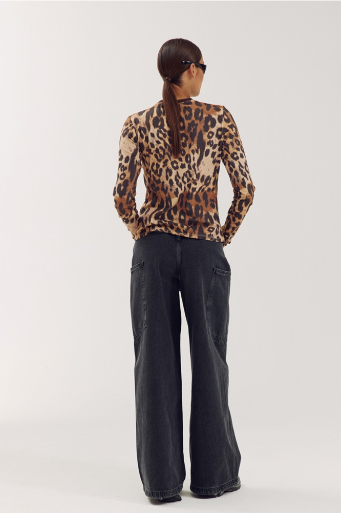 Harper & Yve camel dames t-shirt | Model
