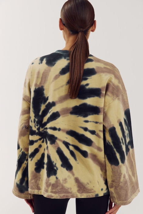 Harper & Yve beige dames sweater | Model achteraanzicht