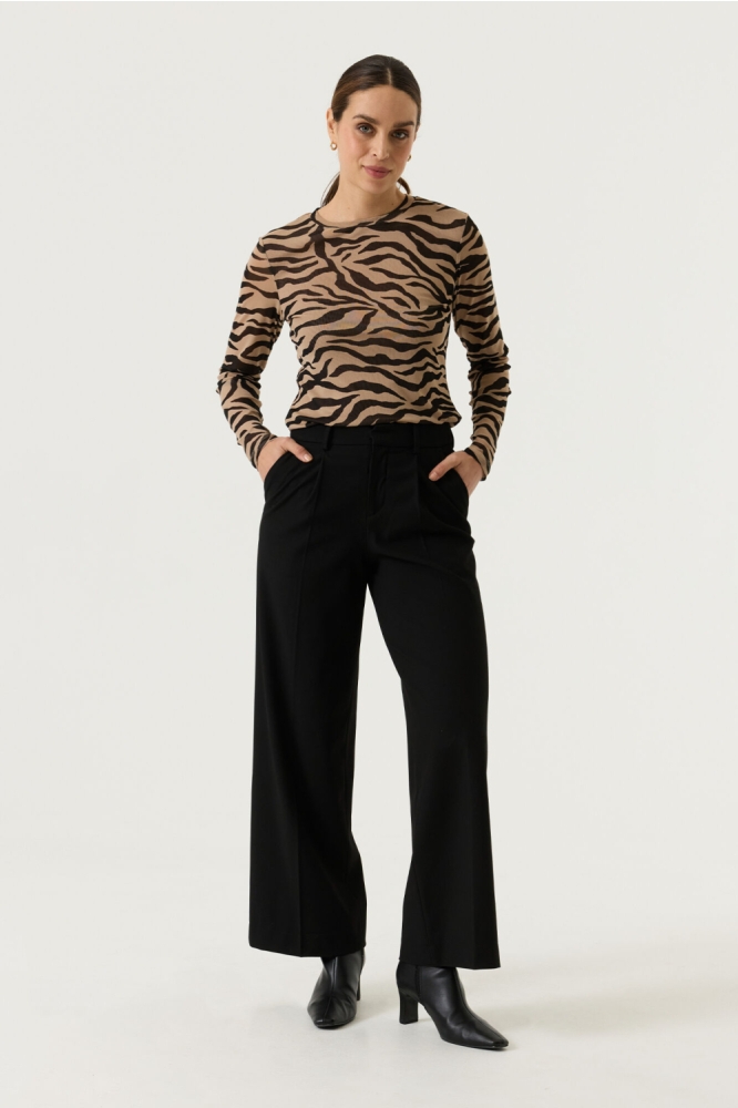 Garcia camel dames t-shirt | Model