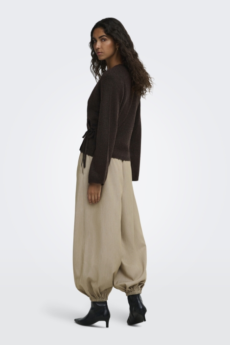 Jacqueline de Yong bruine dames vest | Model