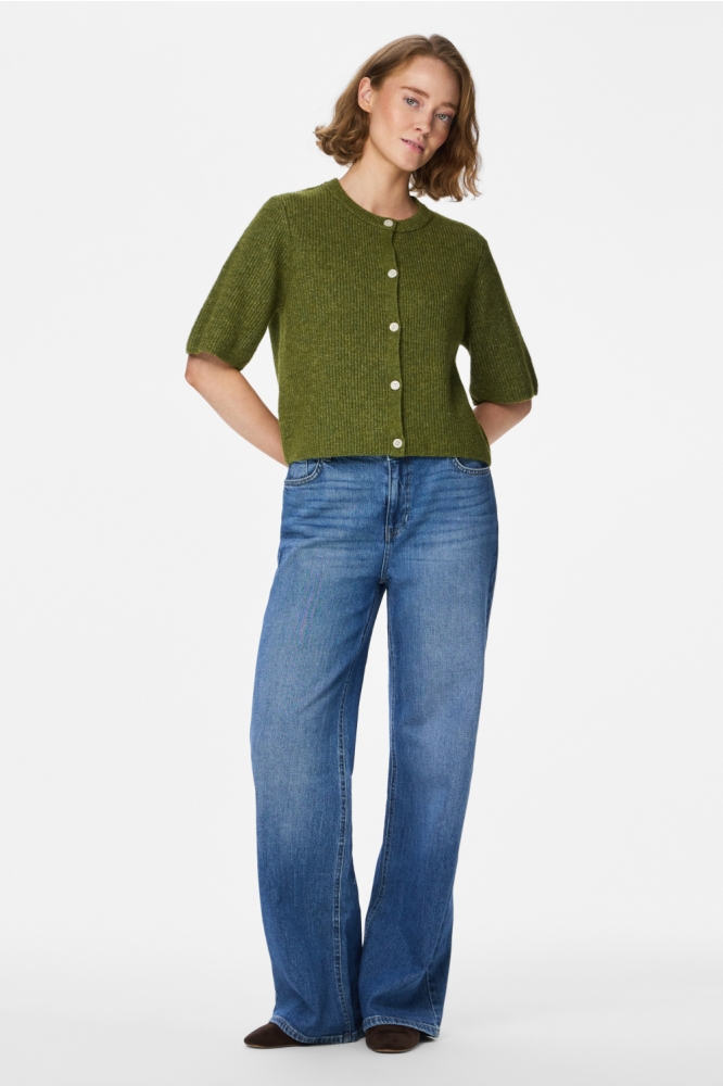 Pieces groene dames vest | Model vooraanzicht