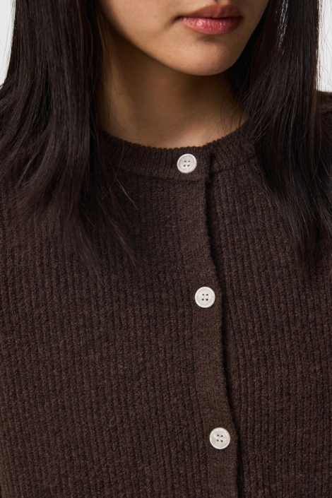 Pieces bruine dames vest | Close up