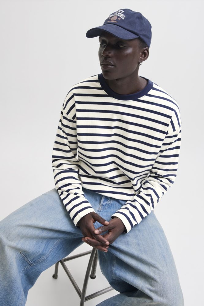 Jack & Jones blauwe heren t-shirt | Model vooraanzicht