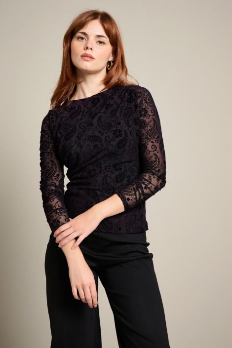 LolaLiza paarse dames t-shirt | Model vooraanzicht