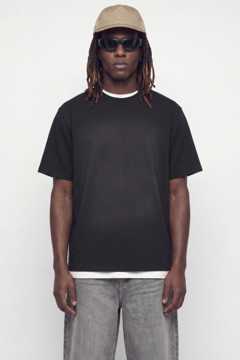 Jack & Jones zwarte heren t-shirt | Model vooraanzicht