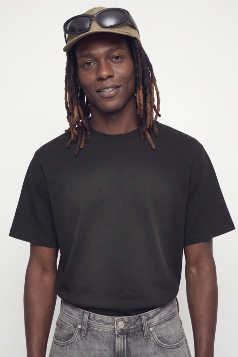 Jack & Jones zwarte heren t-shirt | Model vooraanzicht