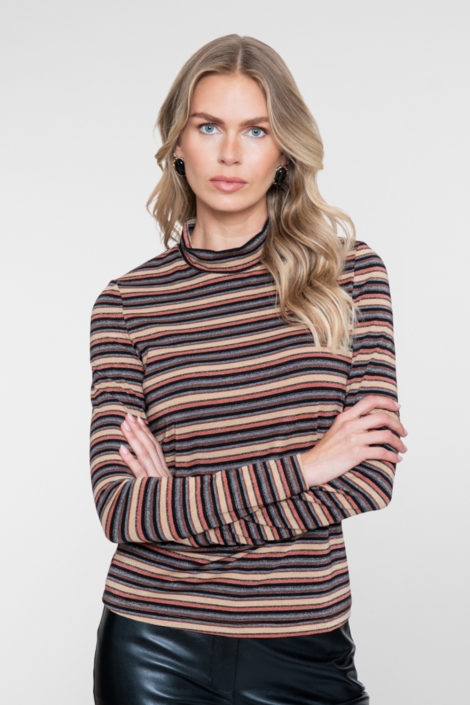 Geisha zand dames t-shirt | Model vooraanzicht