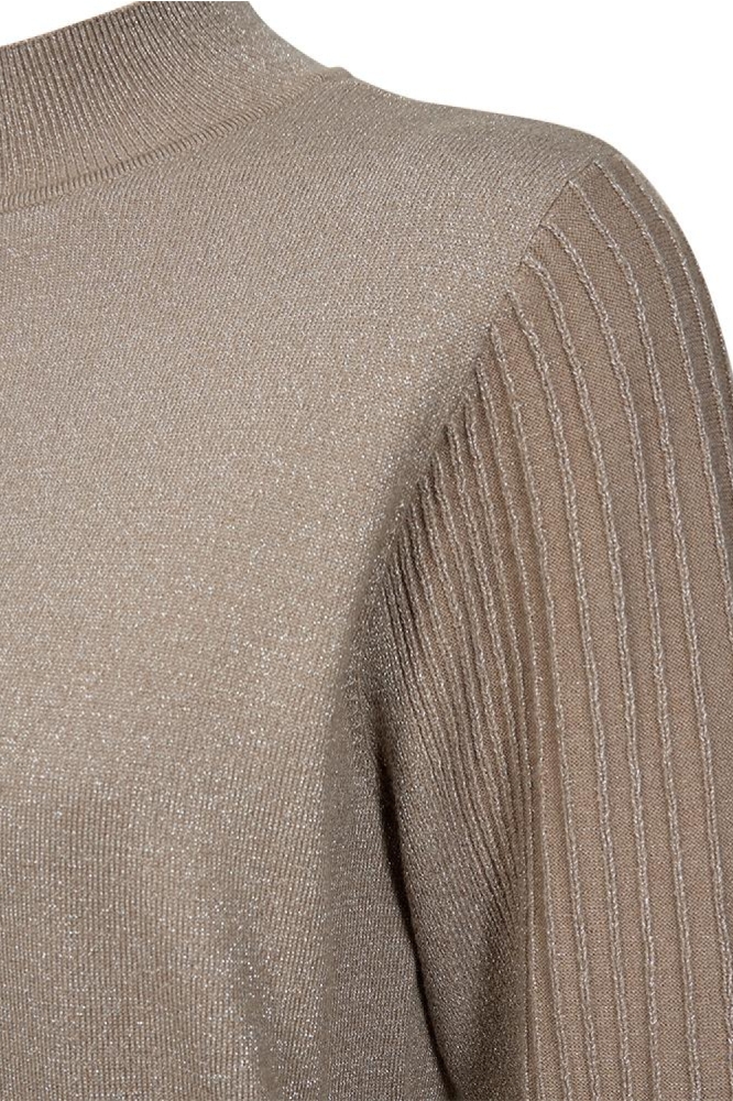 Freequent taupe dames trui | Close up