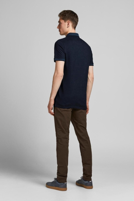 Jack & Jones blauwe heren polo | Model achteraanzicht