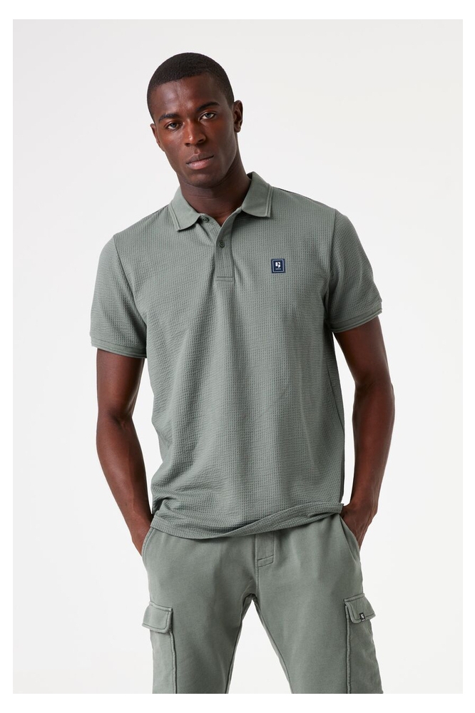 Garcia groene heren polo | Model vooraanzicht