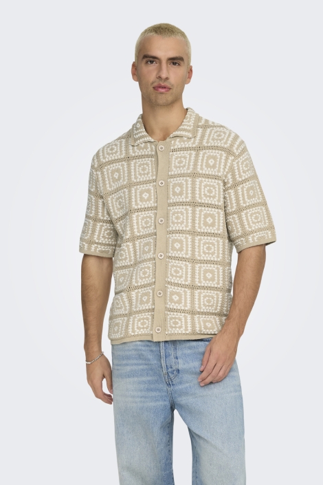 Only & Sons beige heren overhemd | Model vooraanzicht