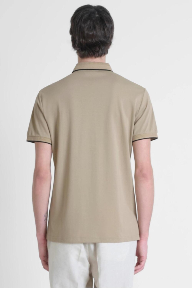 Antony Morato bruine heren polo | Model achteraanzicht