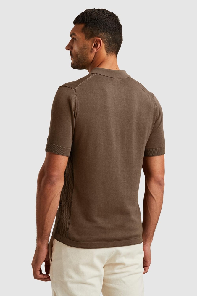 Cast Iron bruine heren polo | Model achteraanzicht