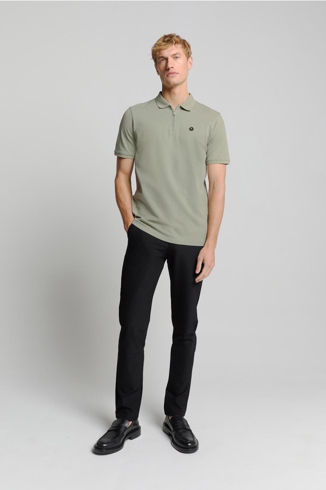 NO-EXCESS groene heren polo | Model