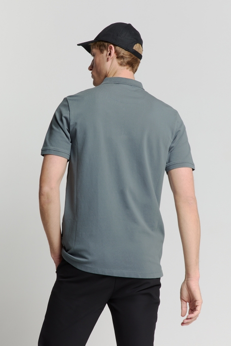 NO-EXCESS blauwe heren polo | Model achteraanzicht