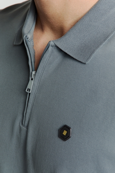 NO-EXCESS blauwe heren polo | Close up