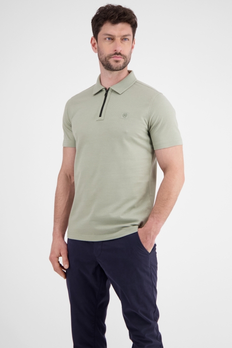 Lerros groene heren polo | Model vooraanzicht