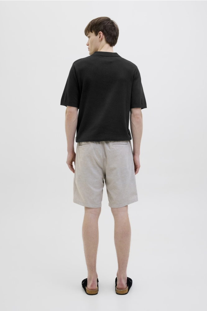 JJ Rebel zwarte heren polo | Model