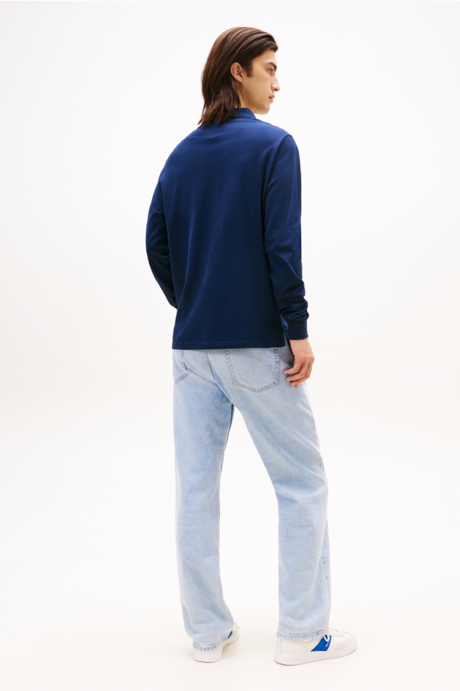 Tommy Jeans blauwe heren polo | Model achteraanzicht