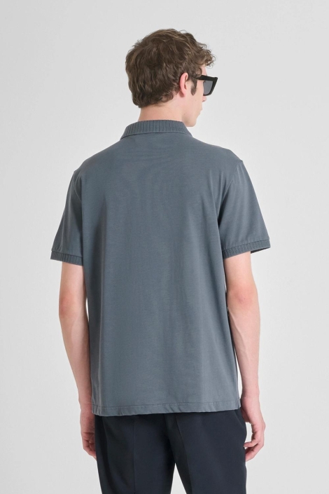 Antony Morato blauwe heren polo | Model achteraanzicht